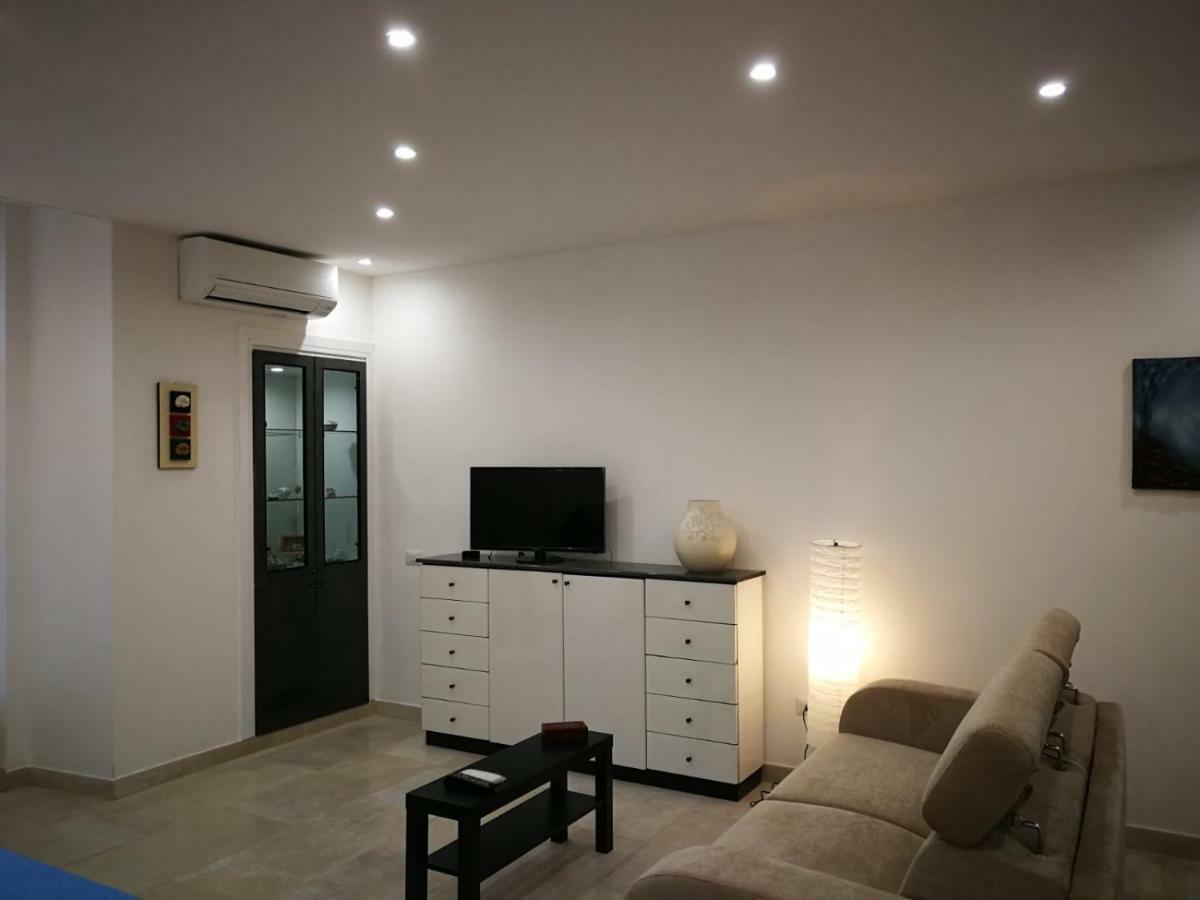 Villa La Stanza Di Chaila à Naples Extérieur photo